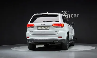 Jeep Cherokee 2020, 88272 км, за 24200000 KRW