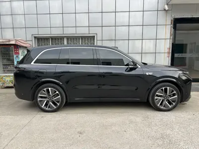 Li Auto Li L8 2025, 25000 км, за 288000 CNY - фото 3