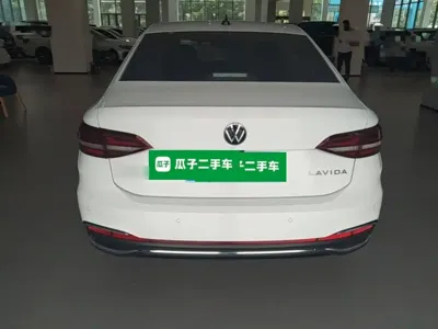 Volkswagen Lavida 2023, 28600 км, за 65600 CNY - фото 6