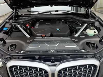 BMW X4 2025, 2200 км, за 43430000 KRW - фото 6