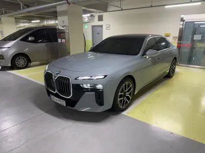 BMW 7-Series · 2024 год