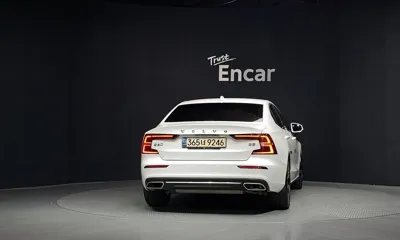 Volvo S60 2021, 34705 км, за 32000000 KRW
