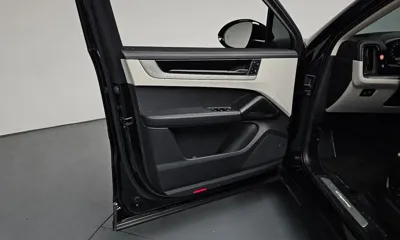 Porsche Cayenne 2025, 16490 км, за 152000000 KRW - фото 24