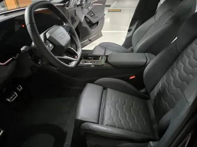 Audi A6 e-tron 2025, 6753 км, за 84900000 KRW - фото 14