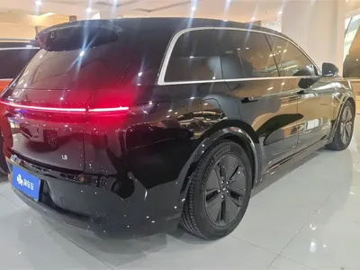 Li Auto Li L8 2025, 9400 км, за 263800 CNY - фото 3