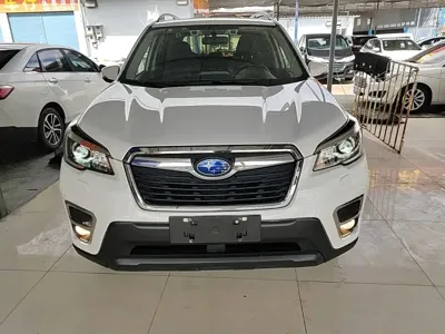Subaru Forester 2020, 66900 км, за 94100 CNY