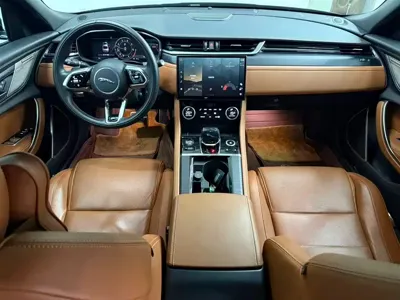 Jaguar XFL 2023, 25000 км, за 219800 CNY - фото 7