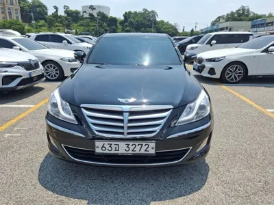 Hyundai Genesis 2012, 108324 км, за 4700000 KRW