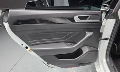 Volkswagen Arteon 2022, 28352 км, за 31990000 KRW - фото 25