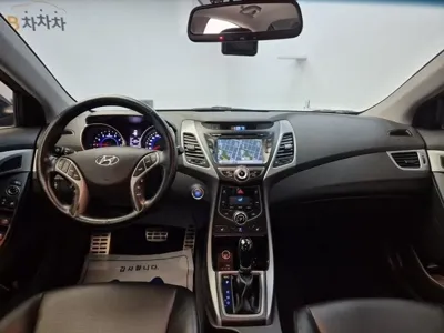 Hyundai Avante 2015, 149411 км, за 5500000 KRW - фото 7