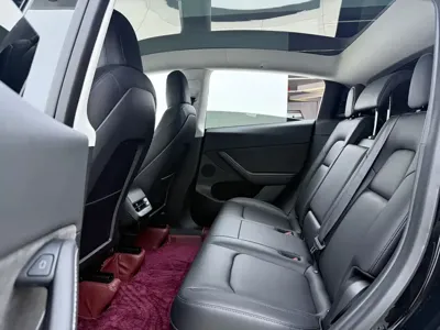 Tesla Model Y 2022, 40000 км, за 154800 CNY - фото 9