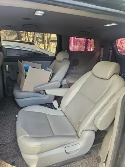 Kia Canival 2016, 305000 км, за 5500000 KRW