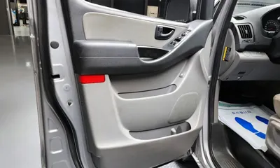 Hyundai Starex 2016, 154098 км, за 9500000 KRW - фото 24