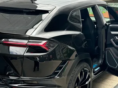 Lamborghini Urus 2023, 68500 км, за 2298000 CNY - фото 10