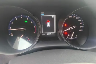 Toyota C-HR 2018, 36000 км, за 60405.4 CNY - фото 12