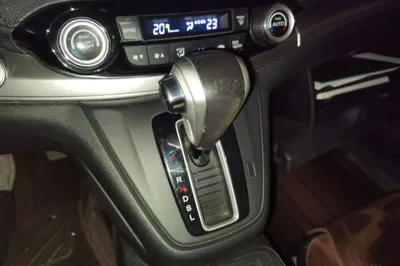 Honda CR-V 2015, 174400 км, за 64170.85 CNY - фото 11