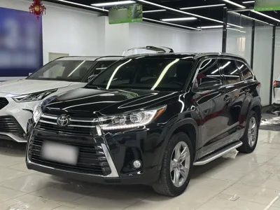 Toyota Highlander · 2021 год