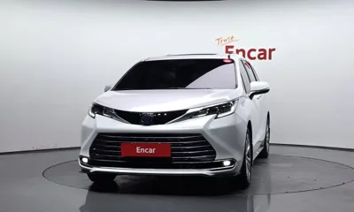 Toyota Sienna 2022, 29177 км, за 47900000 KRW - фото 3
