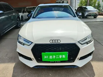 Audi A4L 2019, 76800 км, за 92800 CNY