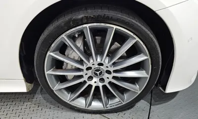 Mercedes-Benz E-Class 2018, 185272 км, за 19490000 KRW - фото 5
