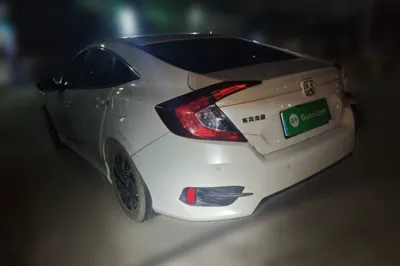 Honda Civic 2016, 60500 км, за 50549.7 CNY