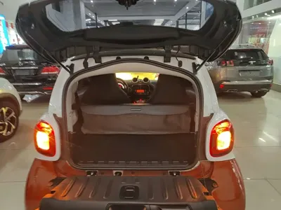Smart Smart Fortwo 2018, 64000 км, за 50800 CNY - фото 19