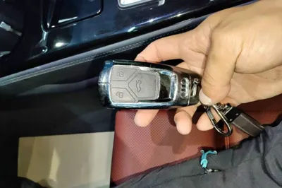 Audi A4L 2025, 6000 км, за 201653.25 CNY - фото 9