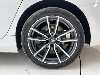 BMW 3 Series 2023, 7500 км, за 241000 CNY - фото 20