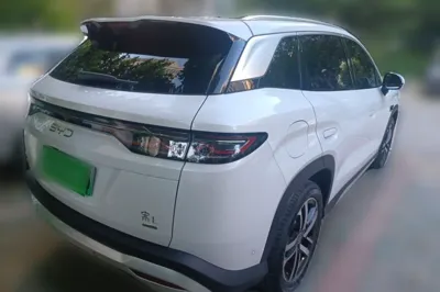 BYD Song L DM-i 2026, 5700 км, за 117985.55 CNY