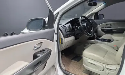 Kia Canival 2019, 145212 км, за 10500000 KRW - фото 10