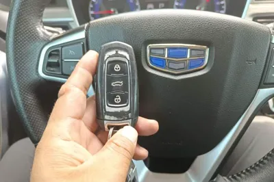 Geely Auto Vision X3 2017, 88500 км, за 39547.15 CNY - фото 12