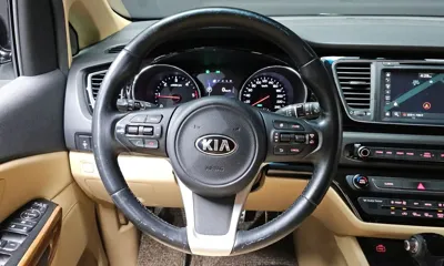 Kia Canival 2016, 194285 км, за 10490000 KRW - фото 15