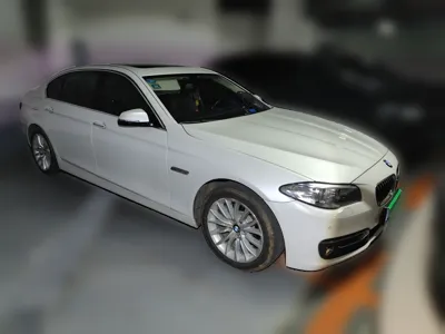 BMW 5 Series 2017, 71700 км, за 103548.41 CNY
