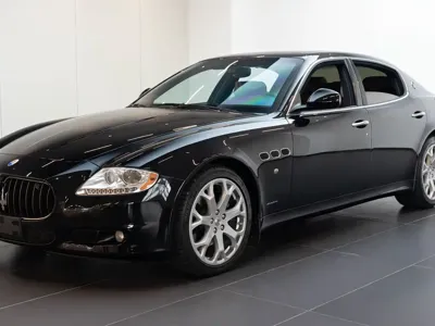 Maserati Quattroporte 2013, 59000 км, за 218000 CNY