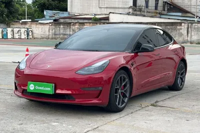 Tesla Model 3 · 2022 год