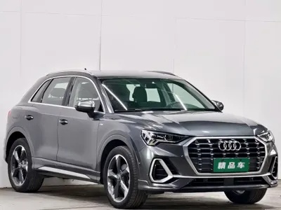 Audi Q3 2022, 99800 км, за 111600 CNY