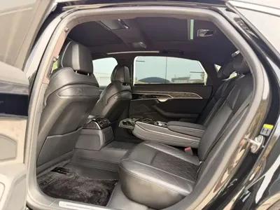 Audi A8 2021, 70000 км, за 349000 CNY - фото 8