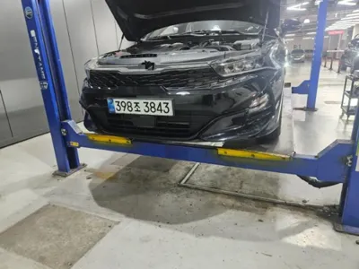Kia K5 · 2023 год