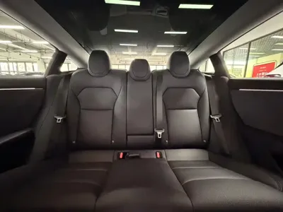 Tesla Model 3 2026, 3000 км, за 236800 CNY - фото 12