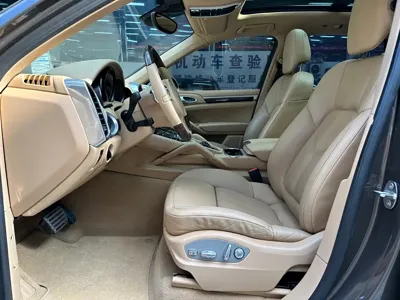 Porsche Cayenne 2013, 160000 км, за 109000 CNY