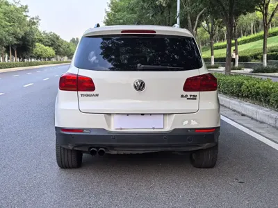 Volkswagen Tiguan 2013, 136000 км, за 26800 CNY