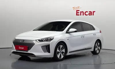 Hyundai Ioniq · 2017 год