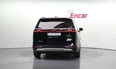 Kia Canival 2023, 43838 км, за 26000000 KRW