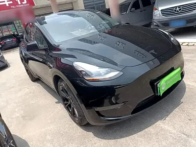 Tesla Model Y 2021, 114100 км, за 138700 CNY