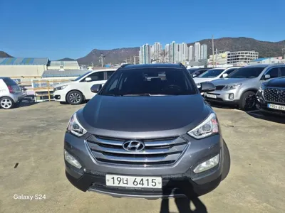 Hyundai Santafe 2015, 203293 км, за 8200000 KRW