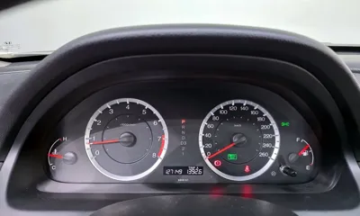 Honda Accord 2011, 127149 км, за 4500000 KRW - фото 8