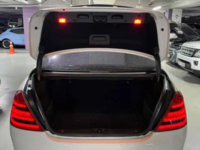 Mercedes-Benz S-Class 2006, 248000 км, за 6800000 KRW
