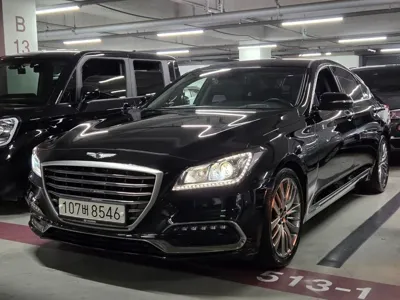 Genesis G80 · 2017 год