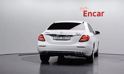 Mercedes-Benz E-Class 2017, 141333 км, за 18200000 KRW