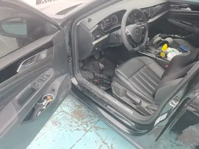Volkswagen Passat 2021, 64700 км, за 79300 CNY - фото 16
